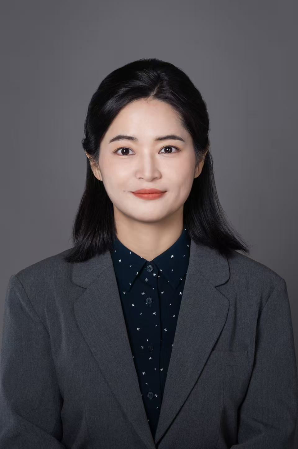 صورة ما تينغ باحثة في مركز الدراسات الشرق الأوسطية، جامعة صن يات-سين